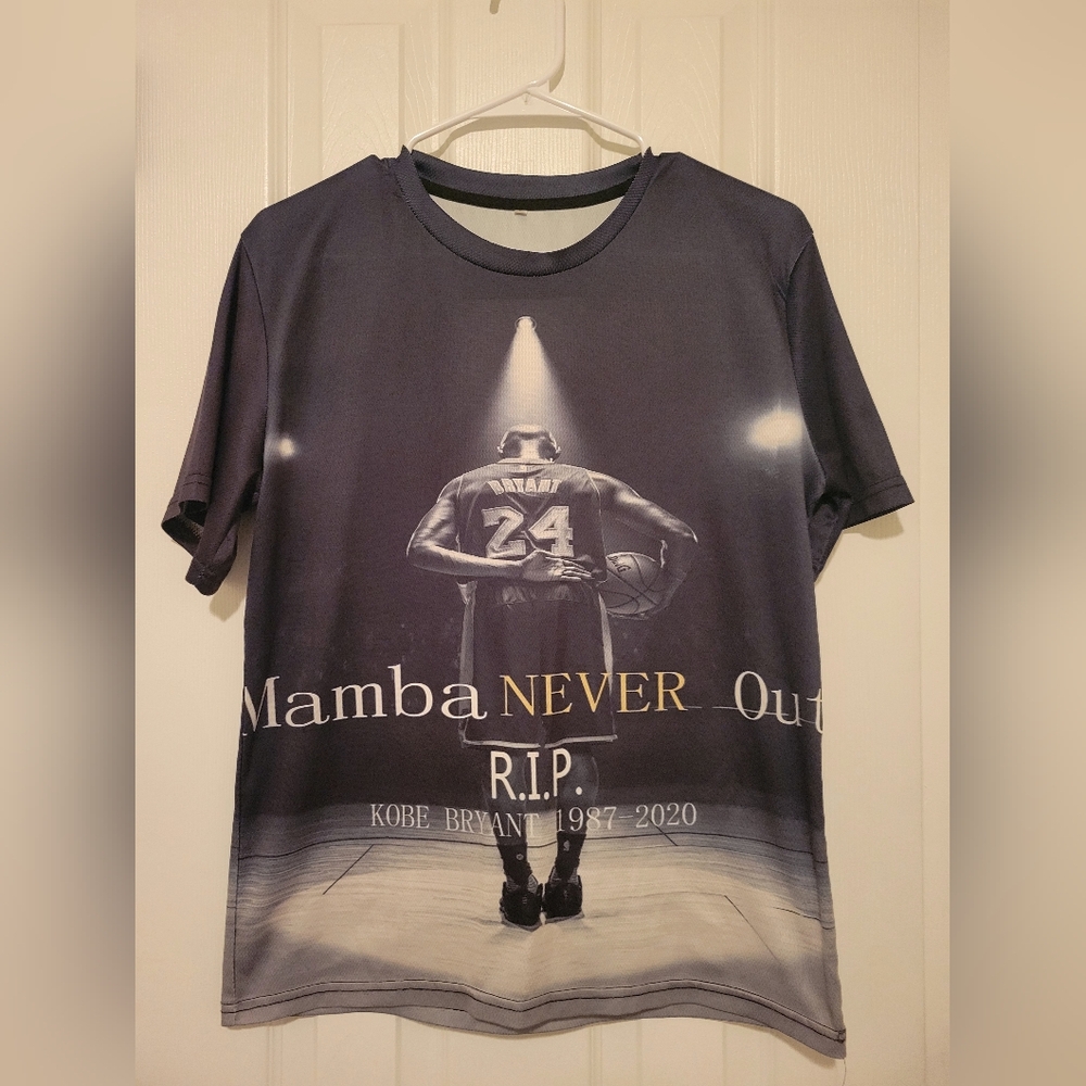 Kobe Bryant Tribute Graphic T-Shirt
